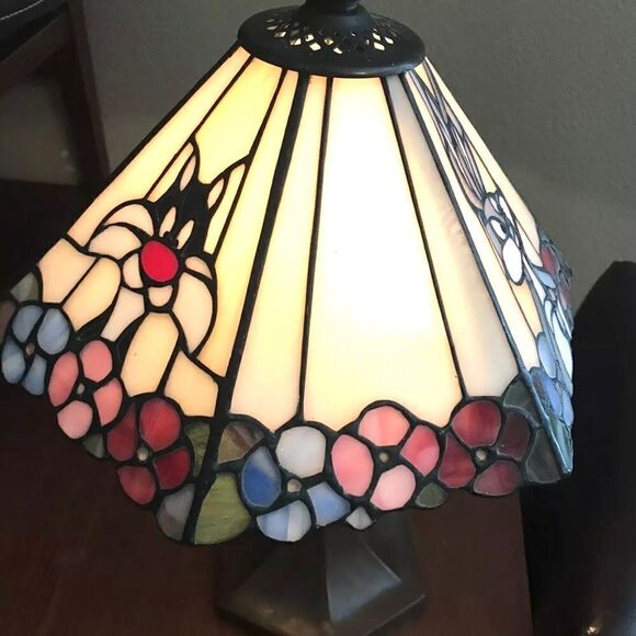 DALE TIFFANY Rare Vintage Looney Tunes Characters Lamp Tiffany stained Glass. - Picture 3 of 8